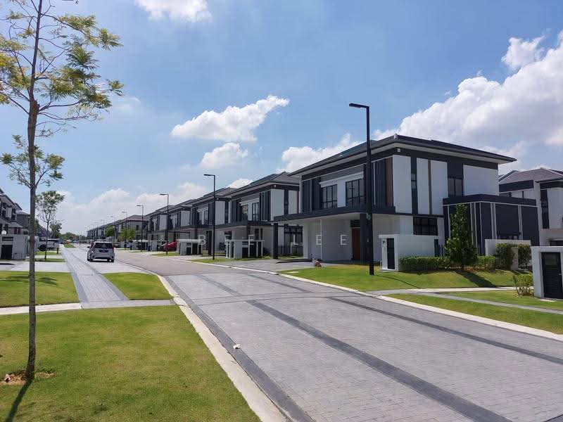 Rumah Berkembar untuk Dijual di Setia Alam (Selangor) - Bee Lee - Exterior - PropertyGuru.com.my
