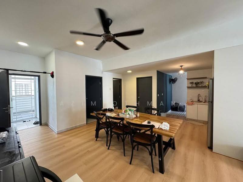 Pangsapuri untuk Dijual di Residensi Hijauan Lumayan - Azim Othman - Dining Room - PropertyGuru.com.my