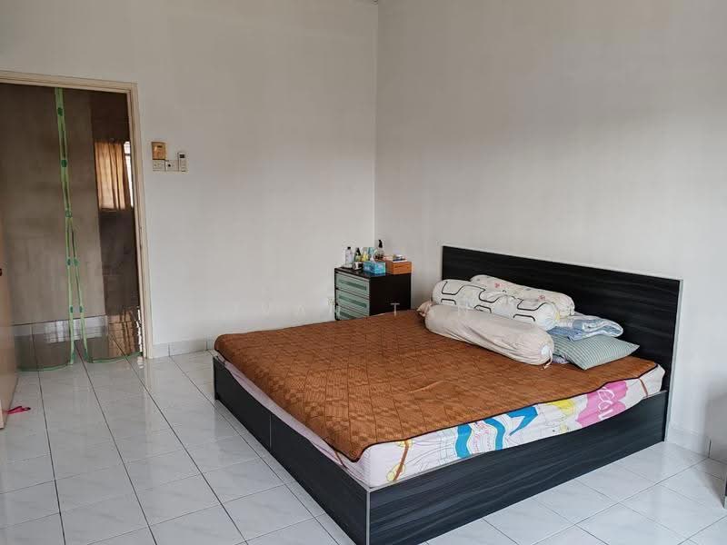 Rumah Teres 2-Tingkat untuk Dijual di Taman Putra Prima (Puchong) - Ivan Tan - Bedroom - PropertyGuru.com.my