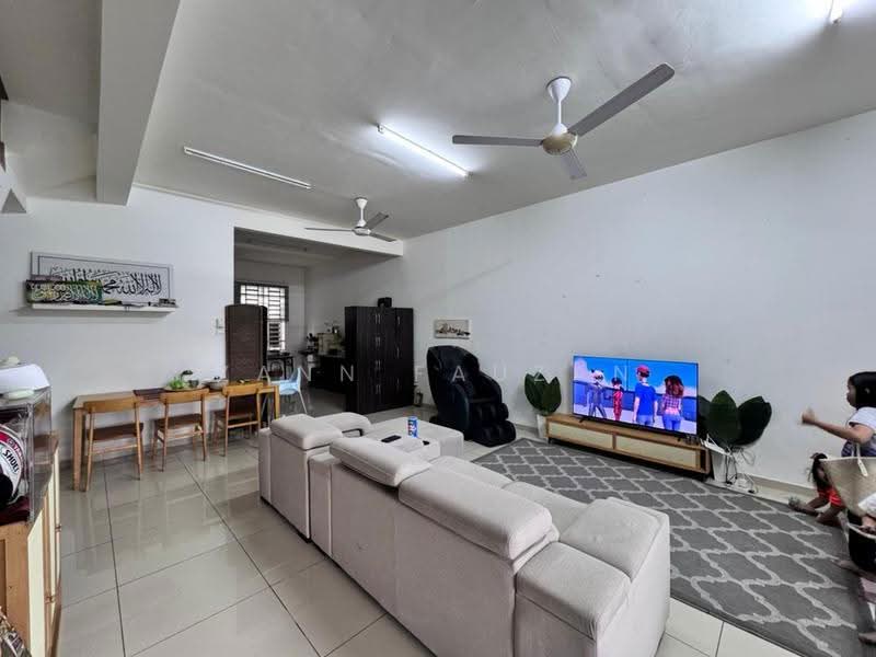 Terraced House for Sale in Rawang (Selangor) - Zann Fauzan - Living Room - PropertyGuru.com.my