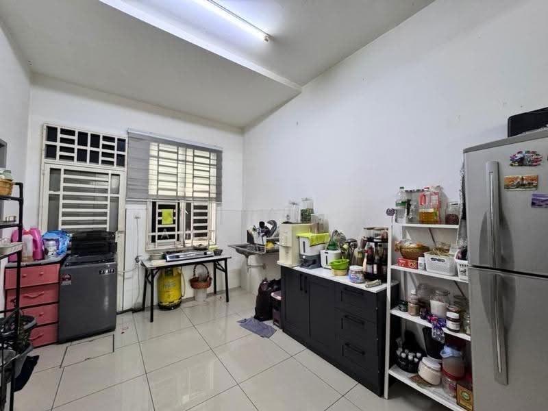 Terraced House for Sale in Rawang (Selangor) - Zann Fauzan - Kitchen - PropertyGuru.com.my