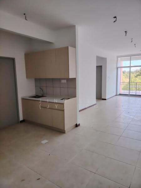 Apartment for Sale at E Residence @ Telipok - Jing Yee (JY) Teo - Kitchen - PropertyGuru.com.my