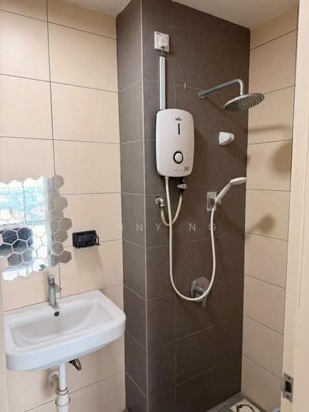 Kondominium untuk Disewa di The Holmes 1 - Jinny Ng - Bathroom - PropertyGuru.com.my