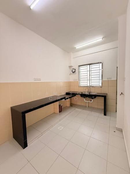 2-storey Terraced House for Sale in Taman Pulai Mutiara (Iskandar Puteri (Nusajaya)) - Jameson Choo - Kitchen - PropertyGuru.com.my