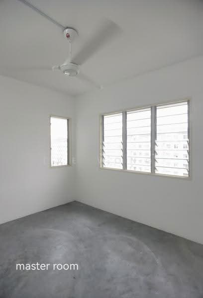 Apartment for Rent at Pangsapuri Sentosa - Eve Wong - Master Bedroom - PropertyGuru.com.my