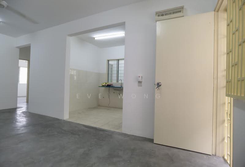 Apartment for Rent at Pangsapuri Sentosa - Eve Wong - Kitchen - PropertyGuru.com.my