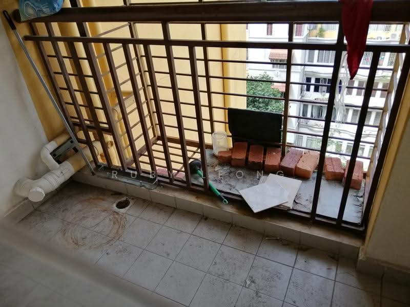Condominium for Sale at De Rozelle - Ruby Leong - Balcony - PropertyGuru.com.my
