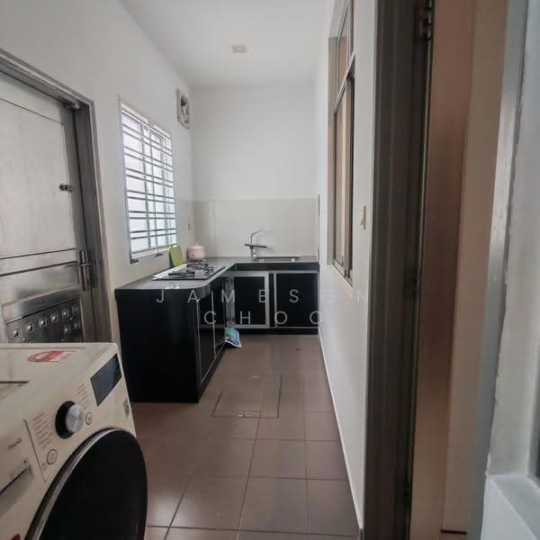 Rumah Teres 2-Tingkat untuk Dijual di Setia Eco Gardens (Gelang Patah) - Jameson Choo - Kitchen - PropertyGuru.com.my