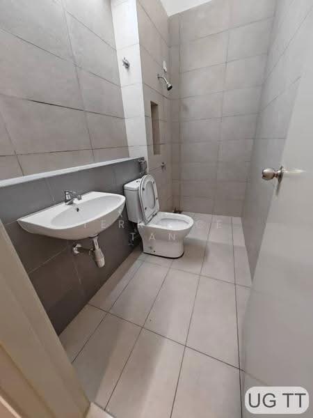 2-storey Terraced House for Rent in Telok Panglima Garang (Selangor) - Terrance Tan - Bathroom - PropertyGuru.com.my