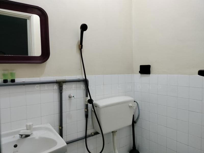 1-storey Terraced House for Sale in Taman Cheras Perdana (Cheras) - Clarence Chong - Bathroom - PropertyGuru.com.my