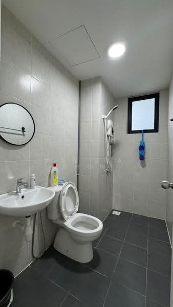 Kediaman Servis untuk Disewa di MKH Boulevard II - Wan Jia Shun - Bathroom - PropertyGuru.com.my