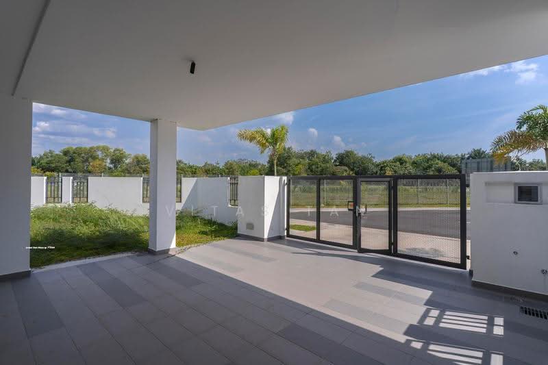 2-storey Terraced House for Sale in Telok Panglima Garang (Selangor) - Vitas Tan - Exterior - PropertyGuru.com.my