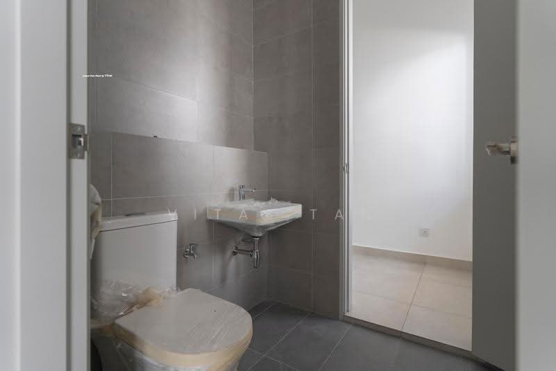 2-storey Terraced House for Sale in Telok Panglima Garang (Selangor) - Vitas Tan - Bathroom - PropertyGuru.com.my