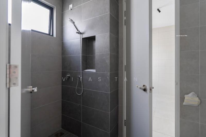 2-storey Terraced House for Sale in Telok Panglima Garang (Selangor) - Vitas Tan - Bathroom - PropertyGuru.com.my
