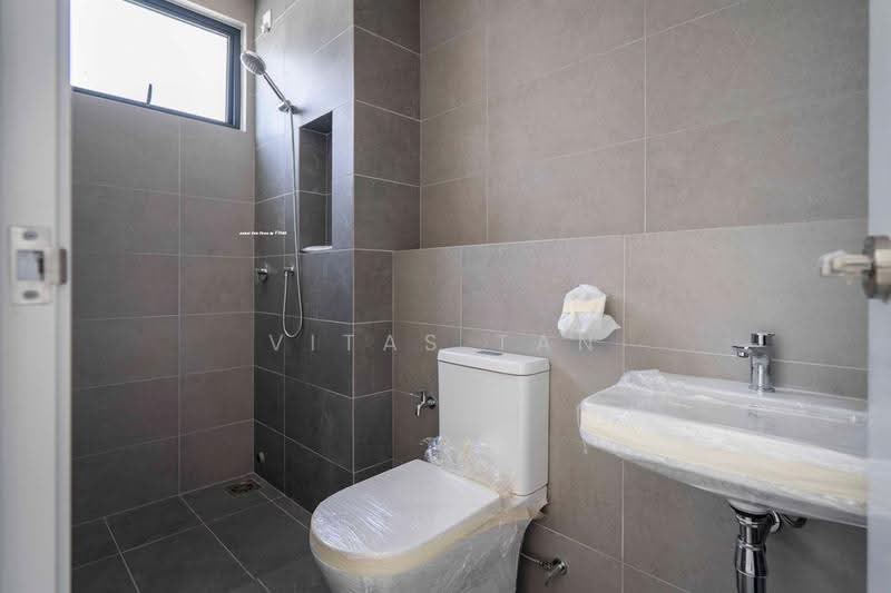 2-storey Terraced House for Sale in Telok Panglima Garang (Selangor) - Vitas Tan - Bathroom - PropertyGuru.com.my