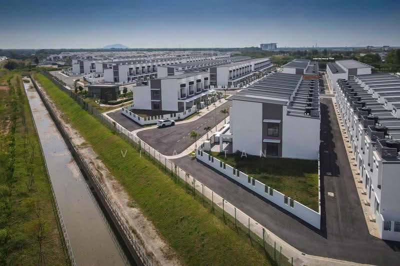 2-storey Terraced House for Sale in Telok Panglima Garang (Selangor) - Vitas Tan - Exterior - PropertyGuru.com.my
