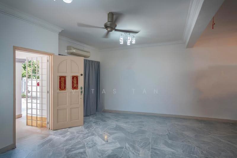 Rumah Teres untuk Dijual di Bandar Bukit Puchong (Puchong) - Vitas Tan - Entrance - PropertyGuru.com.my