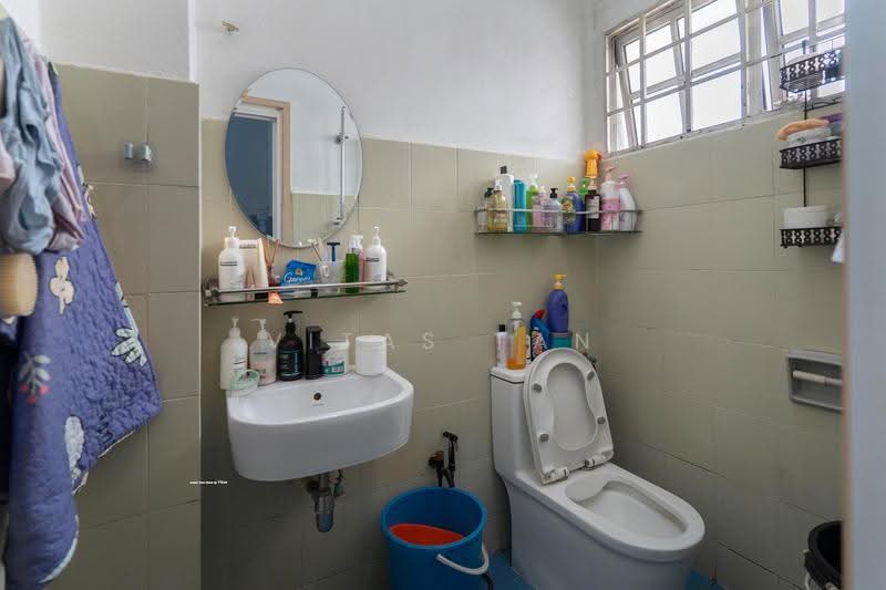 Rumah Teres untuk Dijual di Bandar Bukit Puchong (Puchong) - Vitas Tan - Bathroom - PropertyGuru.com.my