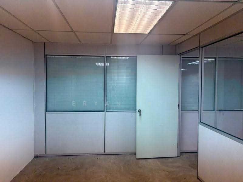 Shop / Office untuk Disewa di Taipan Business Centre (Subang Jaya) - Bryan Yap - Interior - PropertyGuru.com.my