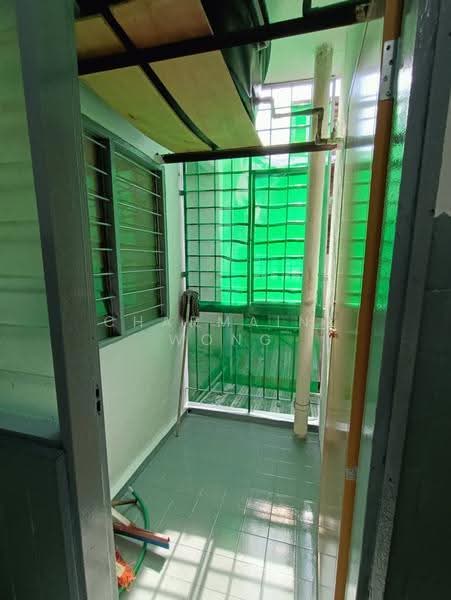 Rumah Flat untuk Disewa di Taman Kosas - Charmaine Wong - Balcony - PropertyGuru.com.my