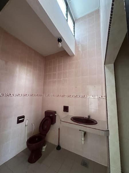 Rumah Teres 2-Tingkat untuk Dijual di Seremban (Negeri Sembilan) - Ding Jodie - Bathroom - PropertyGuru.com.my