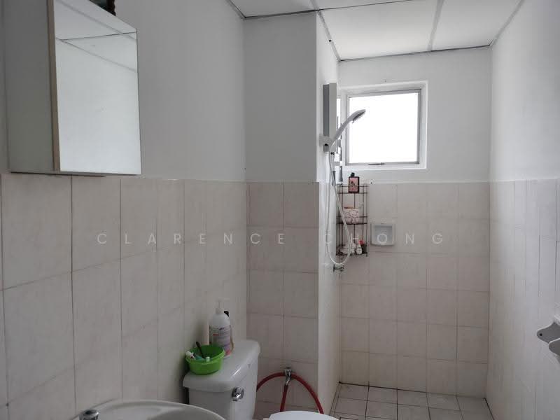 Apartment for Sale at Jalil Damai Apartments - Clarence Chong - Bathroom - PropertyGuru.com.my