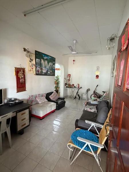 1-storey Terraced House for Sale in Taman Sri Rambai (Bukit Mertajam) - STEVEN WONG - Living Room - PropertyGuru.com.my