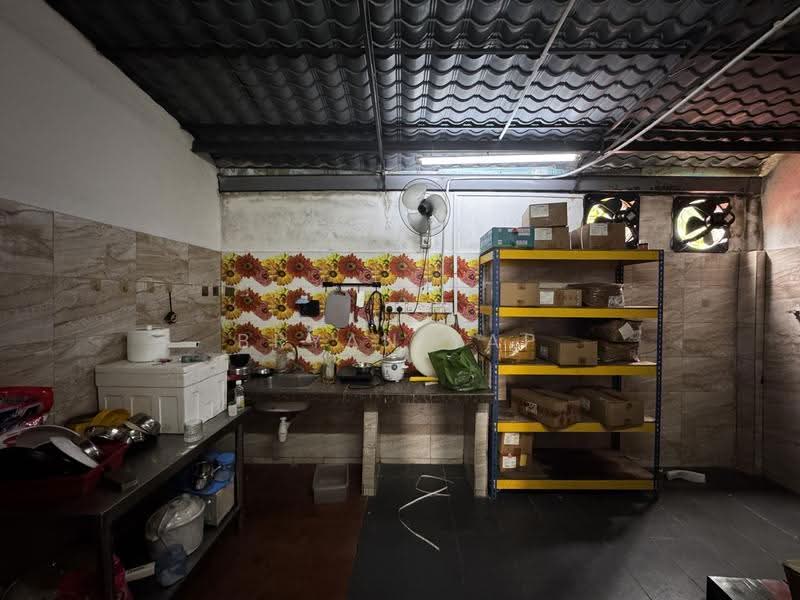2-storey Terraced House for Sale in Bandar Menjalara (Kuala Lumpur) - Bryan Yap - Kitchen - PropertyGuru.com.my