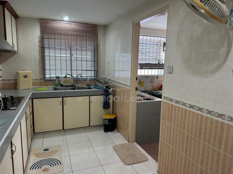 Semi-Detached House for Sale in Stutong (Kuching) - Jimmyy Chin - Kitchen - PropertyGuru.com.my