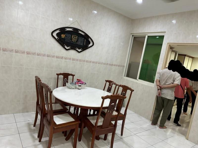 Semi-Detached House for Sale in Stutong (Kuching) - Jimmyy Chin - Dining Room - PropertyGuru.com.my