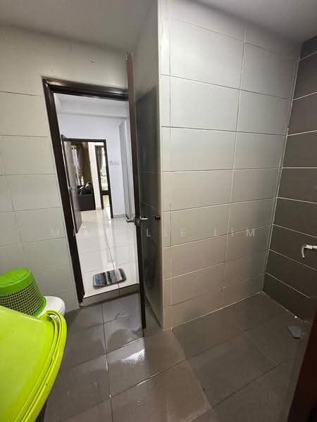 Kediaman Servis untuk Disewa di KSL Residence @ Daya - Michelle Lim - Bathroom - PropertyGuru.com.my