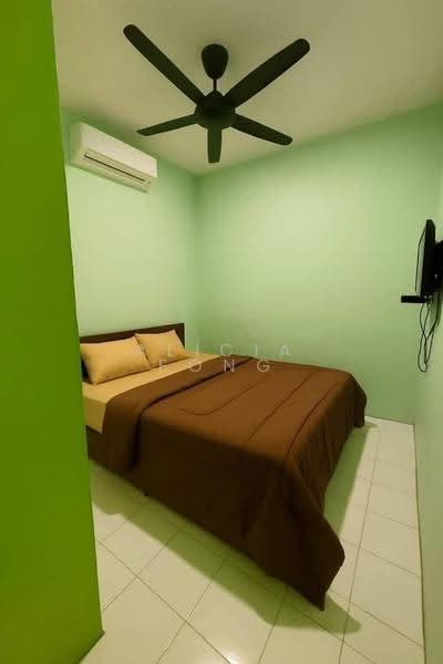 Shop for Sale in Taman Senai Utama (Kulai) - Alicia Fong - Bedroom - PropertyGuru.com.my