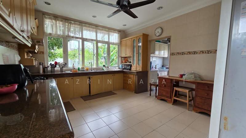 Bungalow House untuk Dijual di Damansara Heights (Kuala Lumpur) - Nazrin Razali - Kitchen - PropertyGuru.com.my