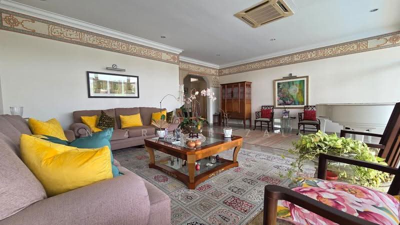 Bungalow House untuk Dijual di Damansara Heights (Kuala Lumpur) - Nazrin Razali - Living Room - PropertyGuru.com.my