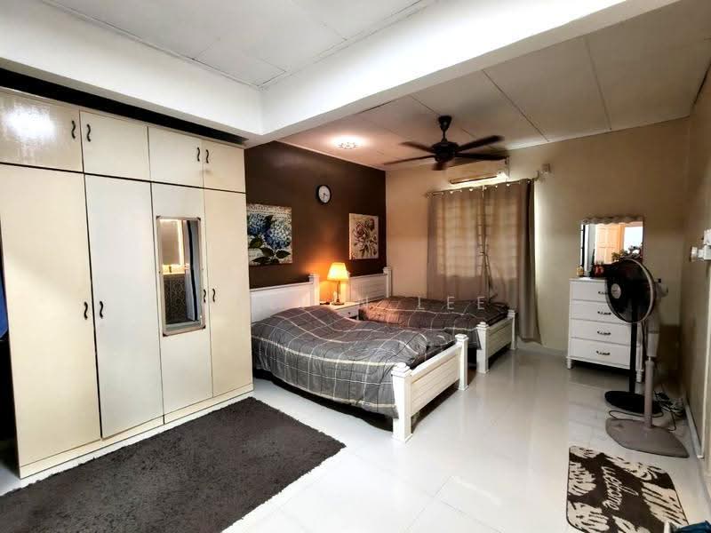 Rumah Teres 2.5-Tingkat untuk Dijual di Saleng (Senai) - Calvin Lee - PropertyGuru.com.my