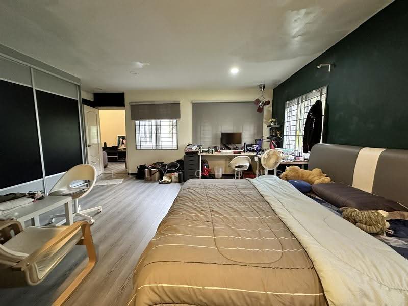 Rumah Teres 2-Tingkat untuk Dijual di Batu 9 (Cheras) - Elly Chong - PropertyGuru.com.my