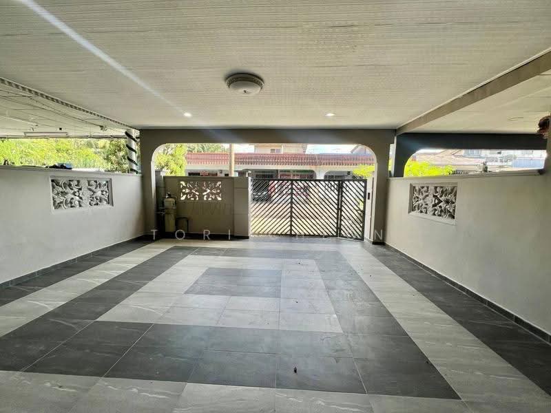 Rumah Teres 1-Tingkat untuk Dijual di Taman Meranti (Kulai) - Tori Cheon - Exterior - PropertyGuru.com.my
