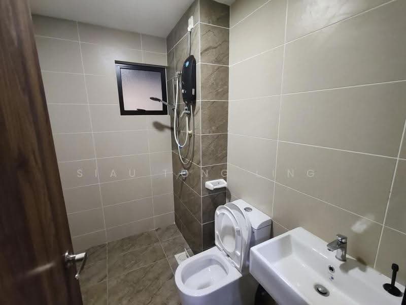 Kediaman Servis untuk Disewa di Veranda Residence - Siau Tong Ling - Bathroom - PropertyGuru.com.my
