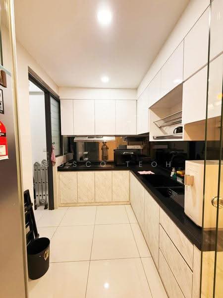 Condominium for Rent at Setia Sky Vista - Bosco Teoh - Kitchen - PropertyGuru.com.my