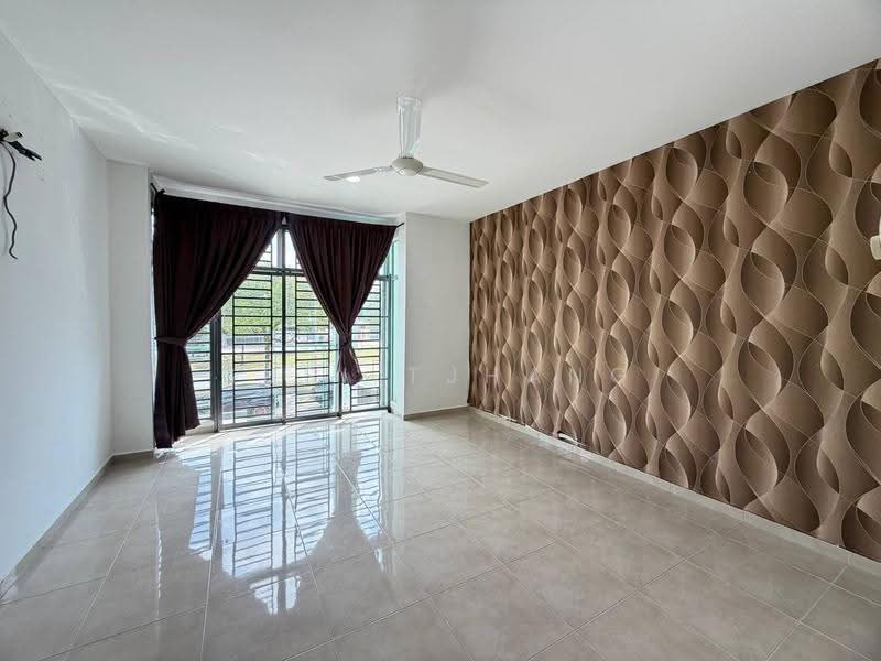 2-storey Terraced House for Sale in Taman Nusa Sentral (Iskandar Puteri (Nusajaya)) - Susi Tjhang - Living Room - PropertyGuru.com.my