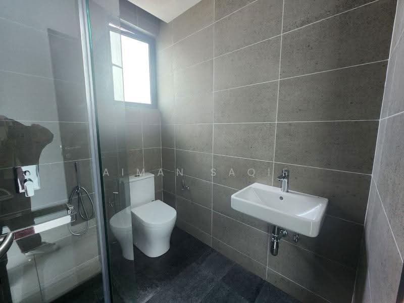 Kondominium untuk Dijual di The Valley Residences @ SkySierra - Aiman Saqif - Bathroom - PropertyGuru.com.my