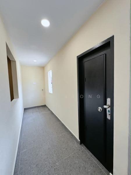 Rumah Teres 1-Tingkat untuk Dijual di Taman Putri Kulai (Kulai) - John Leong - Corridor - PropertyGuru.com.my