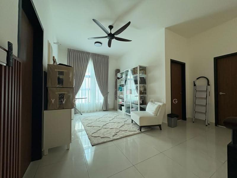 Cluster House for Sale in Johor Bahru (Johor) - Yvonne Chong - Living Room - PropertyGuru.com.my