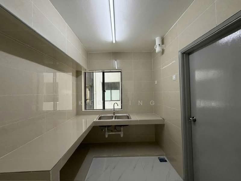 Apartment for Rent at Chin Woo Court - Key Ling - Kitchen - PropertyGuru.com.my