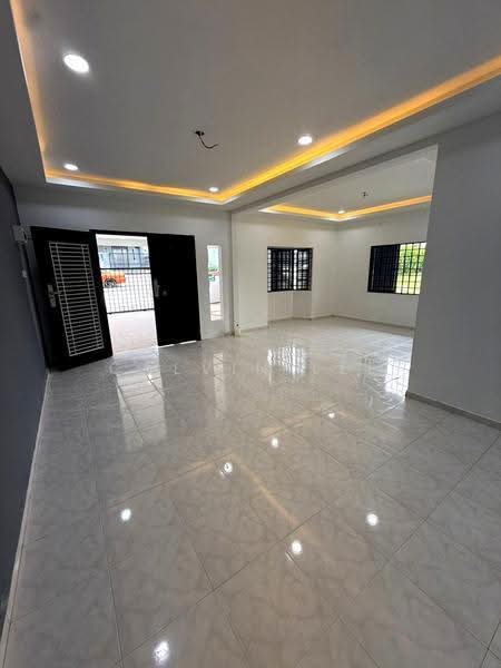 Rumah Teres 1-Tingkat untuk Dijual di Kulai Besar (Kulai) - Calvin Lee - PropertyGuru.com.my