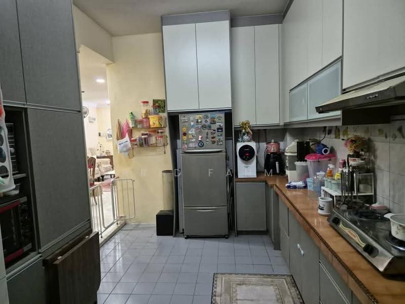 Rumah Teres 2-Tingkat untuk Dijual di Taman Shah Bandar (Klang) - Farid Fahmi - Kitchen - PropertyGuru.com.my
