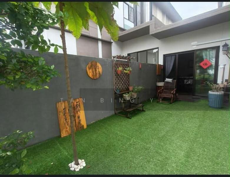 Semi-Detached House for Sale in Iskandar Puteri (Nusajaya) (Johor) - Tan Bing Yi - Exterior - PropertyGuru.com.my