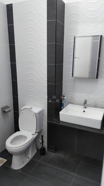 Rumah Kluster untuk Dijual di Kota Masai (Pasir Gudang) - Johnny Tan - Bathroom - PropertyGuru.com.my