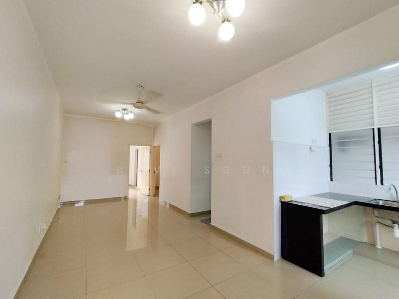 Kondominium untuk Dijual di Bukit Saujana - Dave Soon - Living Room - PropertyGuru.com.my
