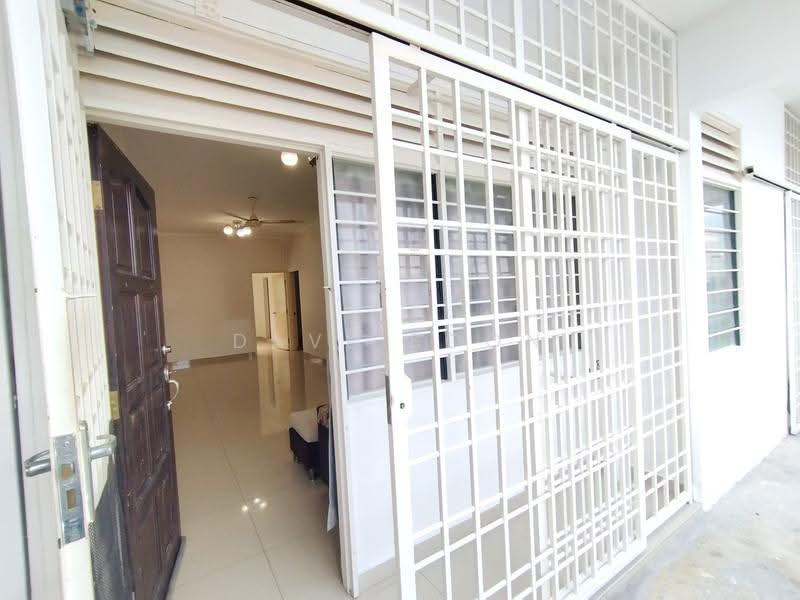 Kondominium untuk Dijual di Bukit Saujana - Dave Soon - Living Room - PropertyGuru.com.my